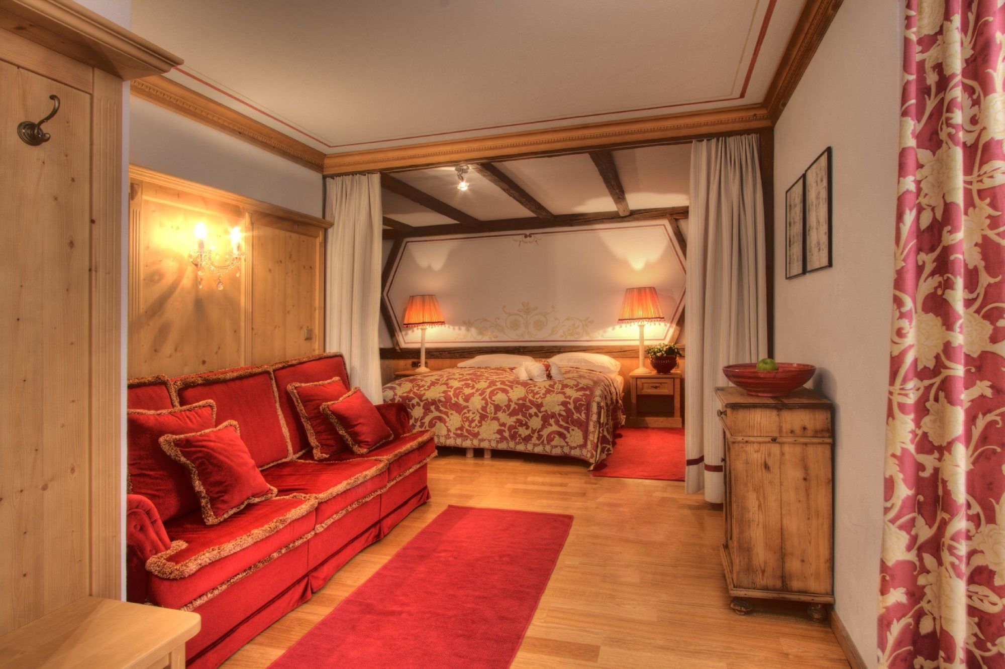Hotel La Perla: The Leading Hotels Of The World Corvara In Badia Bilik gambar